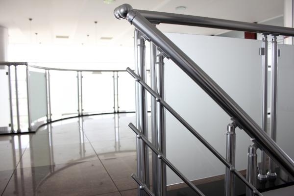 sichtschutzfolie treppengeländer michlglasfolie