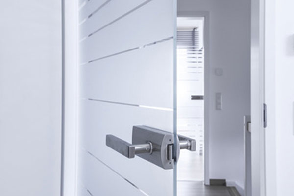 sichtschutzfolie durchlaufschutz